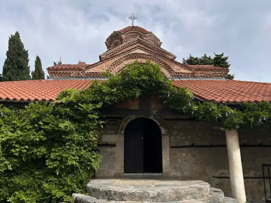 Пет места во Охрид што треба да ги посетите кога врне