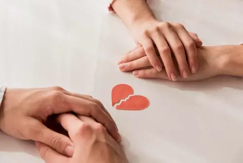 „Сивиот развод“ станува сè почест: Дали знаете што значи тоа?