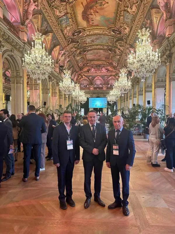 Градоначалникот Коњановски на меѓународен самит на градоначалници во Париз за јакниње на мерките против антисемитизмот