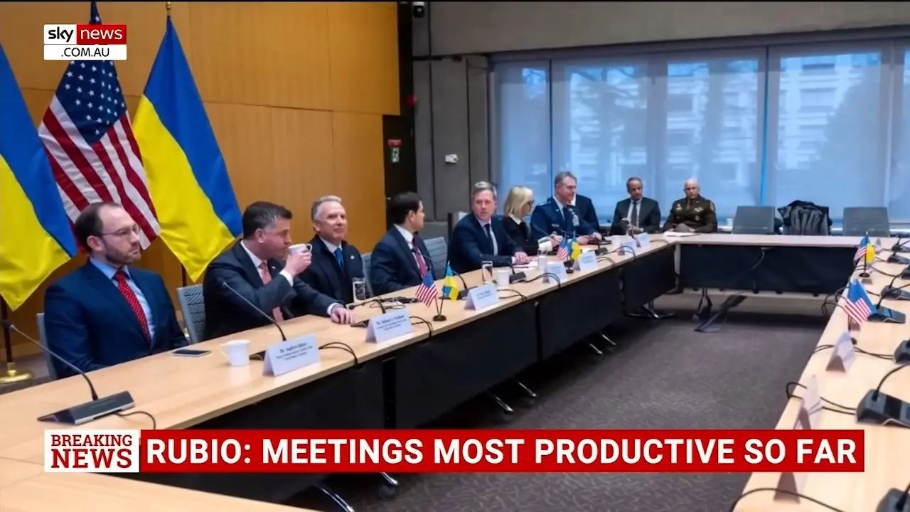 Захарова ѝ одговори на фон дер Лајен: Западот насилно ги прекрои границите на Србија