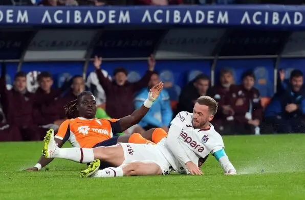 (Видео) Тешка повреда на Един Вишќа