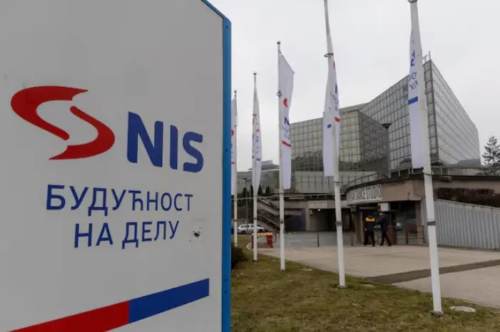 Вучиќ: Ако Русите не го продадат НИС за 50 дена, ќе воведеме принудна администрација