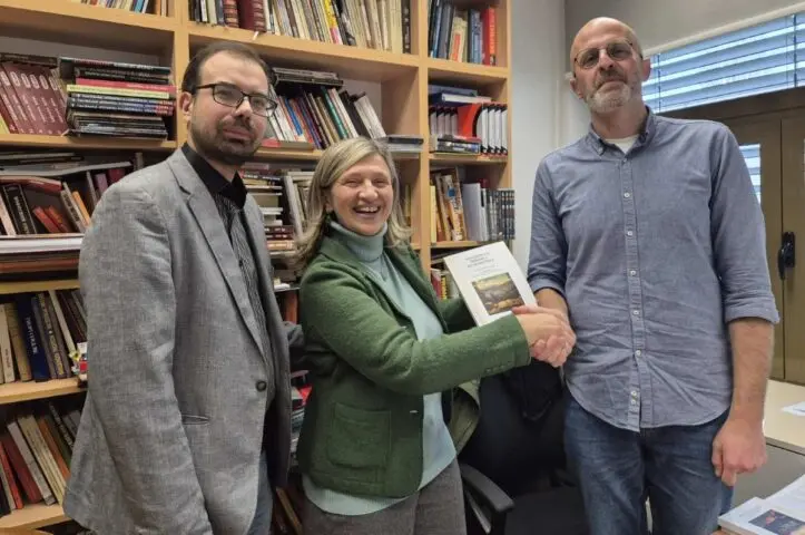 „Македонска поетика и стилистика“ и на Универзитетот во Загреб