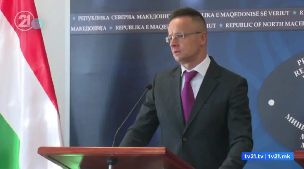 ДАВАЊЕТО ТЕРИТОРИИ НА РУСИЈА Е ГЛАВНИОТ ПРОБЛЕМ ВО АМЕРИКАНСКИОТ МИРОВЕН ПЛАН, КАЖА ЗЕЛЕНСКИ