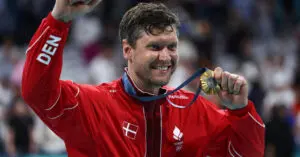 Мањан ќе брани за лутиот ривал