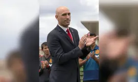 По бакнежот со Хермосо, Луис Рубиалес суспендиран од фудбалот на три години