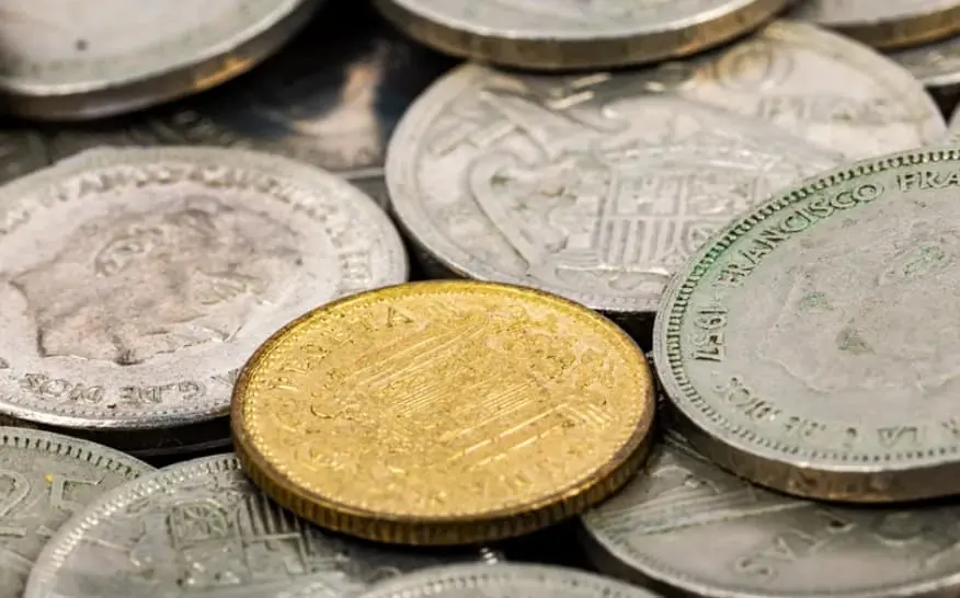 Продаден е златник, искован пред 416 години- достигна рекордна цена 