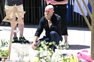 Австралија отвора истрага по масакрот на плажата Бонди: Полицијата и разузнавањето под лупа