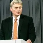 Не е планиран телефонски разговор меѓу Путин и Трамп, ќе го организираме по потреба, вели Песков