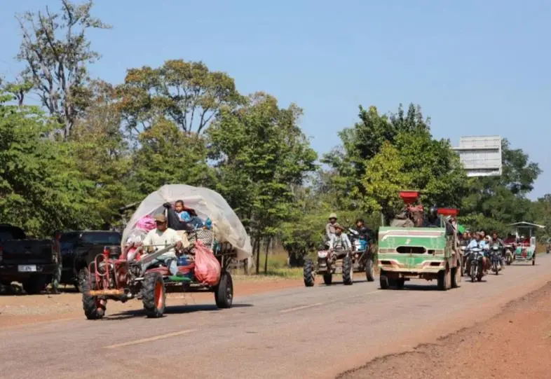 Во Камбоџа повеќе од 500.000 раселени поради конфликтот со Тајланд