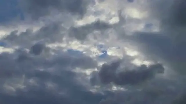 МАГЛАТА ЌЕ ОСТАНЕ УШТЕ НЕКОЛКУ ДЕНА Следната недела обилен дожд и снег