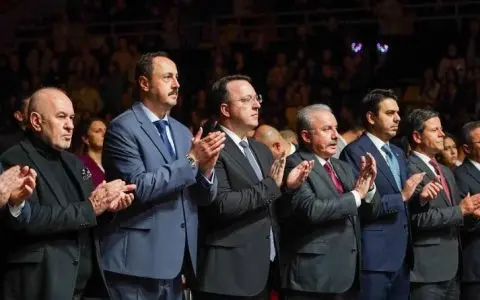 Николоски: Наставата на мајчин јазик е најголемата цивилизациска придобивка за еден народ