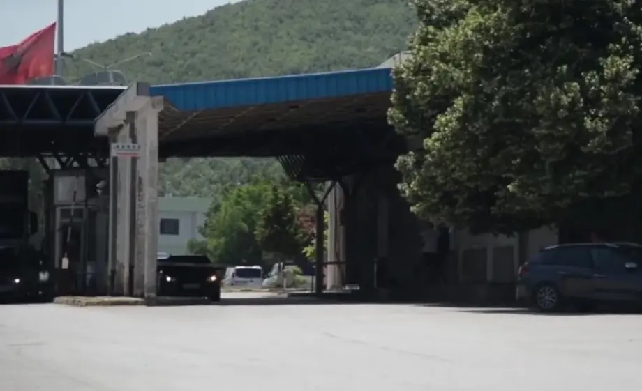 Албански државјанин се обидел да поткупи полицаец на ГП Ќафасан