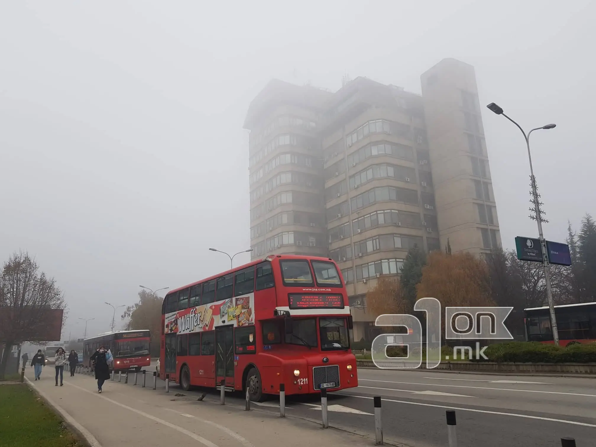 Намалена видливост поради магла на патните правци Страцин-Кратово, Скопје-Тетово, Велес-Скопје и Куманово-Скопје