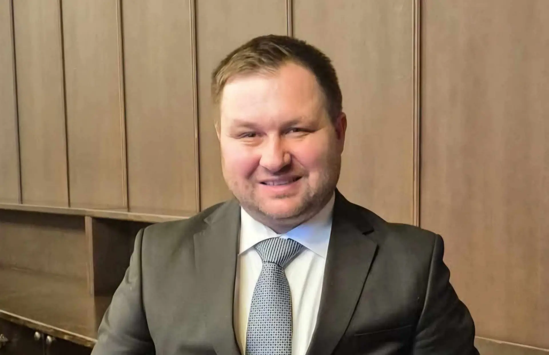 „ПРАШАЊЕТО Е ДАЛИ ОСВЕН УНИШТУВАЊЕ НАПРАВИВТЕ НЕШТО“: Богдановиќ му врати на Ахмети, кој тврди дека ја уништил Југославија