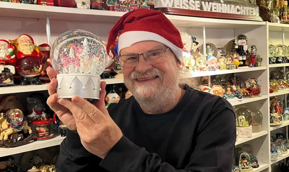 Германец влезе во Гинисовата книга- има 11.000 снежни топки (ВИДЕО)