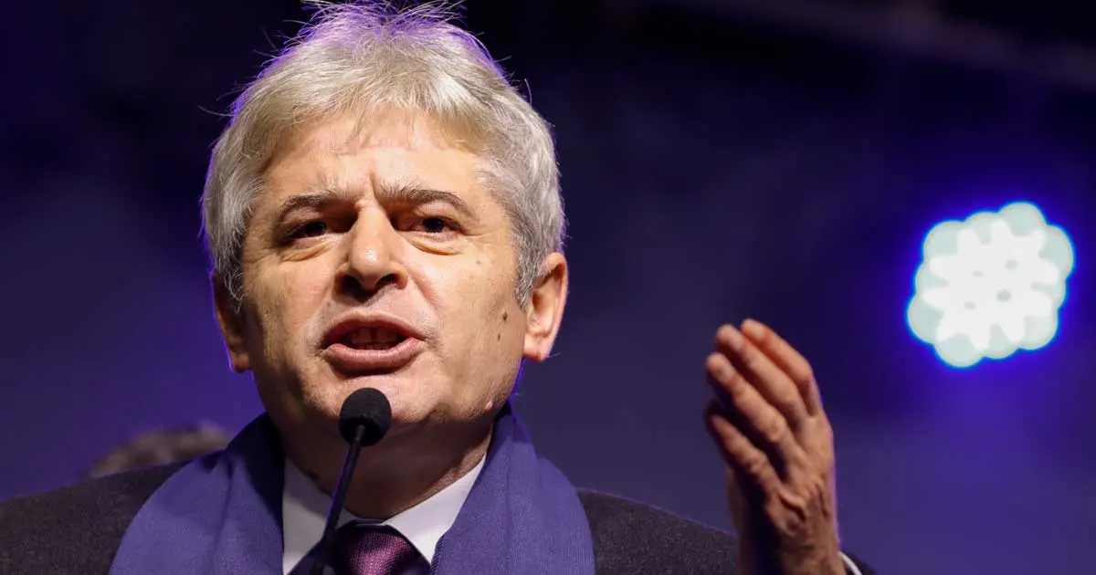 АХМЕТИ ИМА НОВ СОВЕТНИК ЗА ОДНОСИТЕ СО САД Партијата не ги коментира реакциите на Муцунски и на Филипче