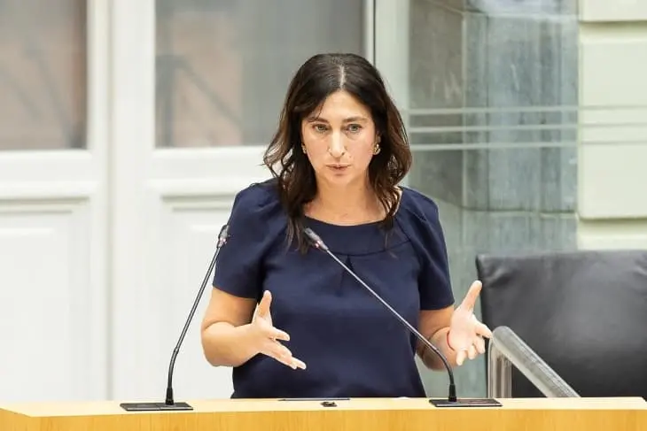 Ученици упатувале онлајн закани кон фламанската министерка за образование