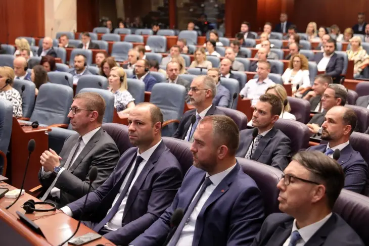 СОБРАНИЕ: Пратениците ќе гласаат за избор на нови министри за ресорите европски прашања и животна средина на 75 седница