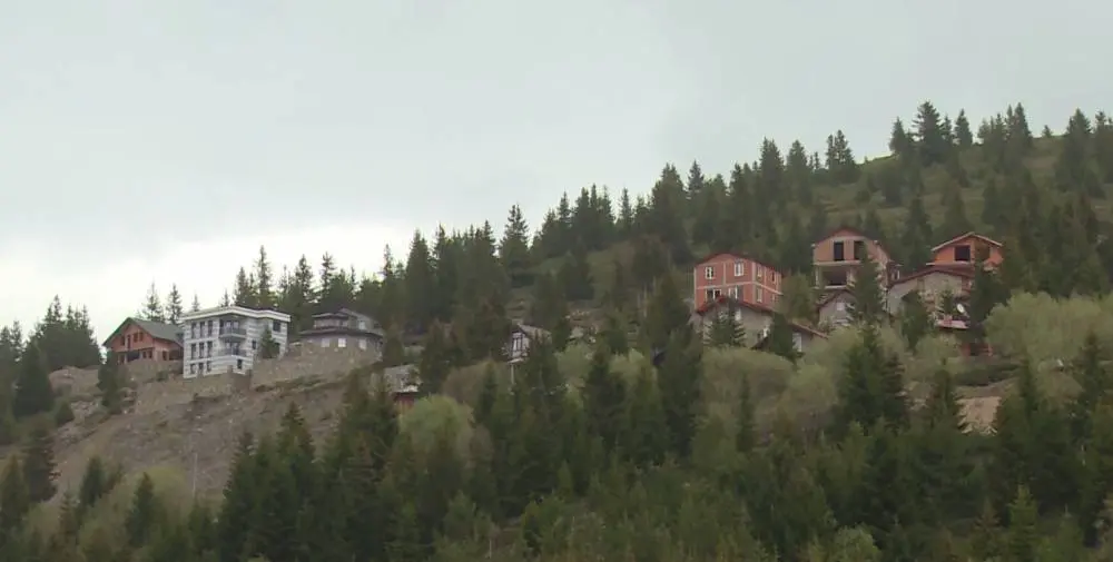 Вее снег на Попова Шапка