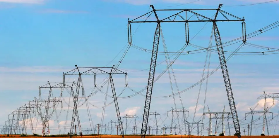 Поради дефект на 110 киловолтниот долновод делови од Кочани без струја