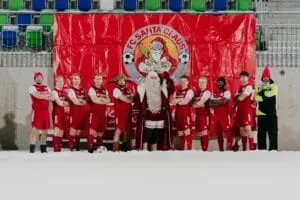 Ова е најпразничниот тим во светот: ФК Дедо Мраз!