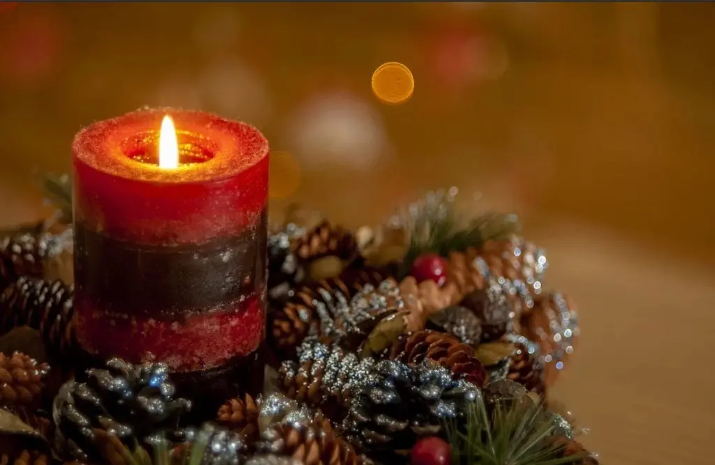 Католичките верници денеска го слават Божиќ