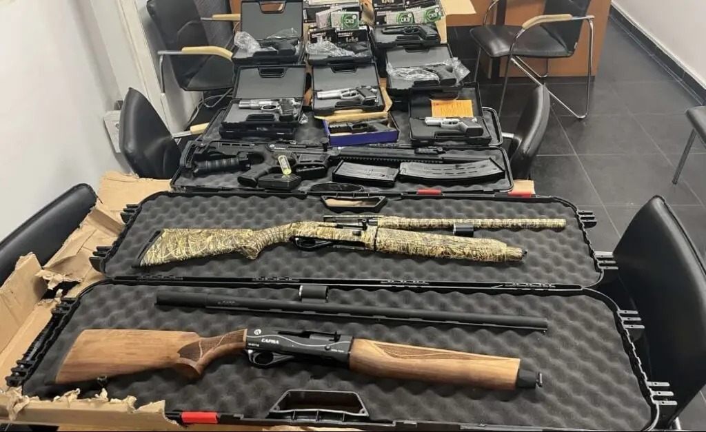 Со брза размена на информации и соработка со бугарските служби, спречен нелегален транспорт на оружје од Турција во Македонија