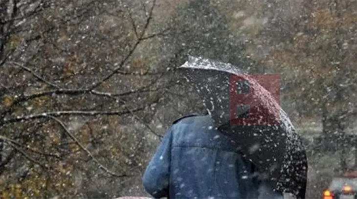 Снег во Пехчево и Берово, магла на Стража, Ѓавато и Крушево