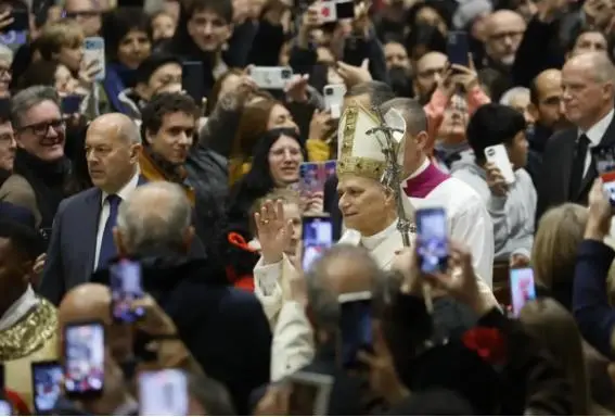 Папата Лав XIV присуствуваше на божиќната миса во базиликата „Свети Петар“