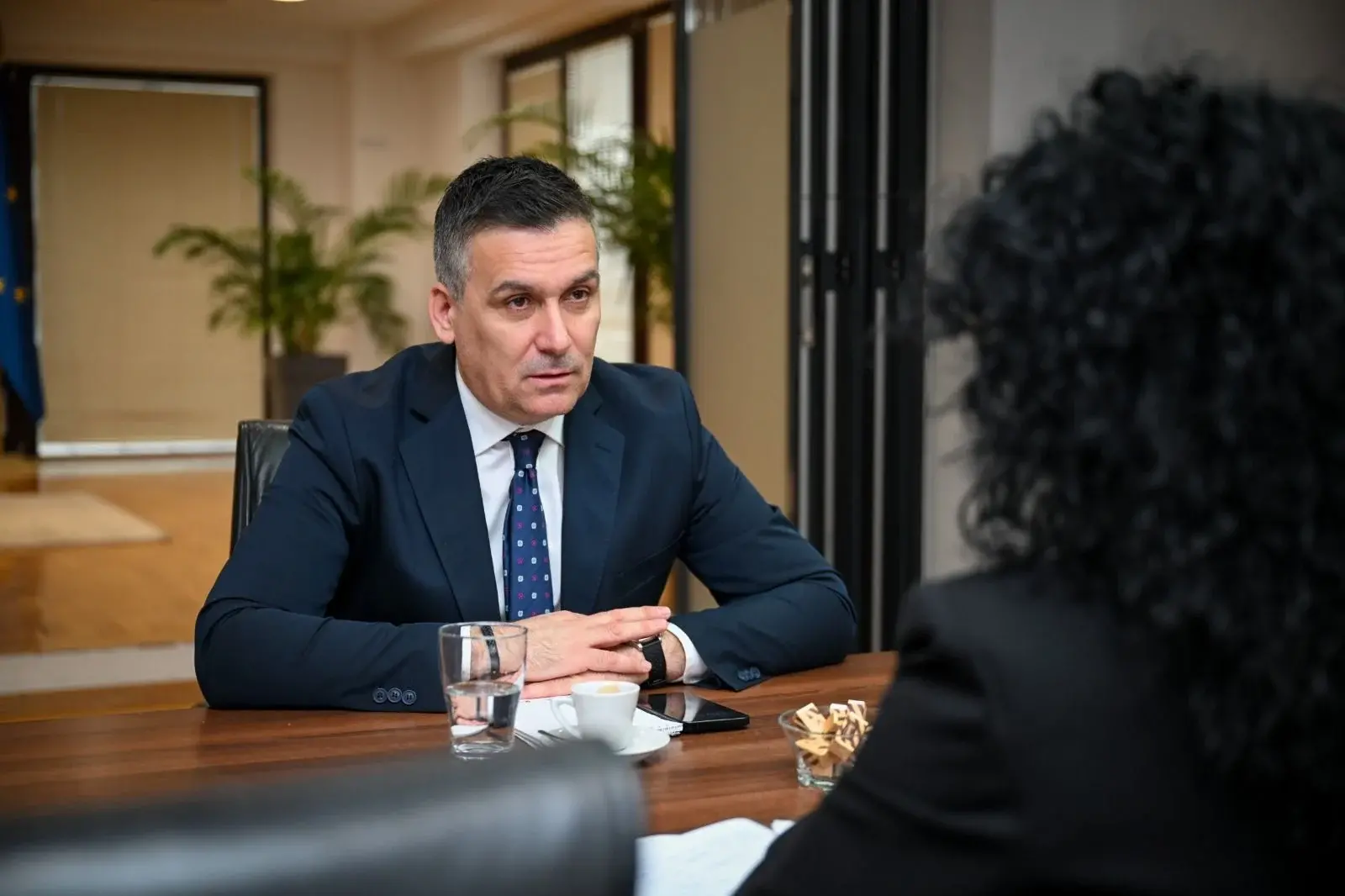 Хоџа официјално ја презеде функцијата министер за животна средина и просторно планирање                                                         