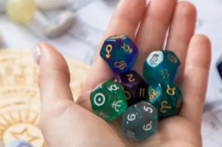 Нумеролозите откриваат: Еве што ви носи 2026-та година според датумот на раѓање