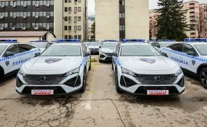 Македонската полиција ќе вози Peugeot 408!