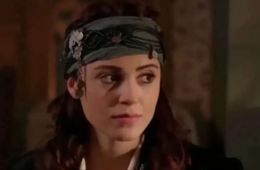 Славна актерка од „Сулејман“ е уапсена во акција против дрога и проституција- Ердоган им објави „војна“ на ѕвездите