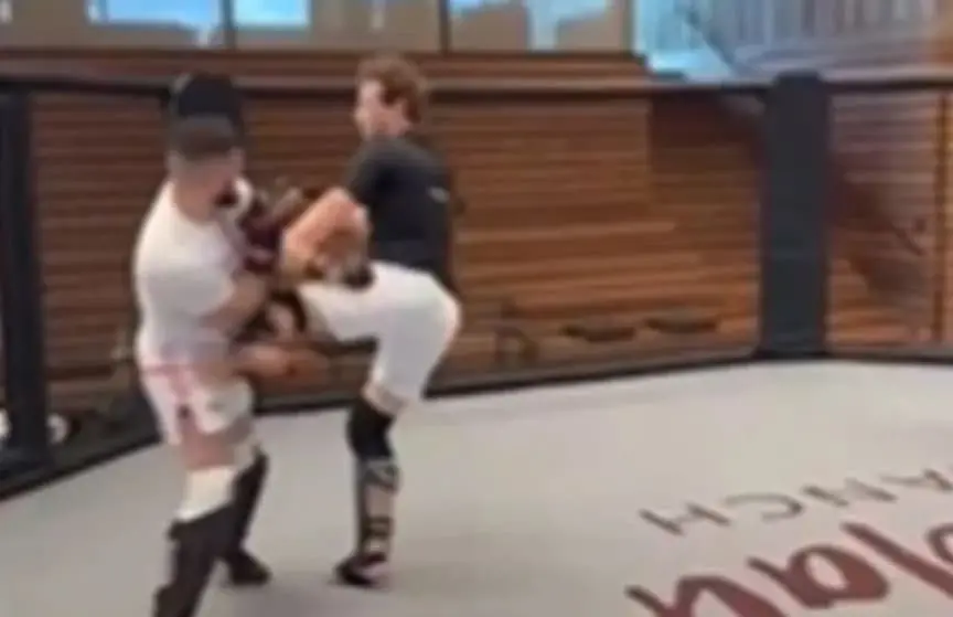 Основачот на „Фејсбук“ во борба со еден од најдобрите УФЦ борачи, успеа и да го собори (ВИДЕО)