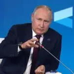 Путин: Русија е подготвена за територијални отстапки во Украина, но Донбас останува руски