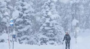 Зимска снежна бура ги погоди Њујорк и Њу Џерси