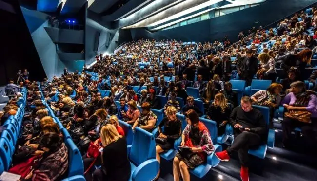 УШТЕ НЕКОЛКУ КУЛТУРНИ УСТАНОВИ ЌЕ ДОБИЈАТ ДЕЛЕГИРАН БУЏЕТ ЗА ГОДИШНИТЕ ПРОГРАМИ ОТИ 18 ГОДИНАВА РАБОТЕА ДОБРО, РЕЧЕ МИНИСТЕРОТ ЉУТКОВ