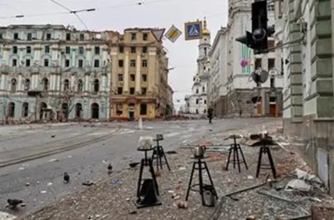 Двајца луѓе убиени, осум повредени – руски напад врз Харков