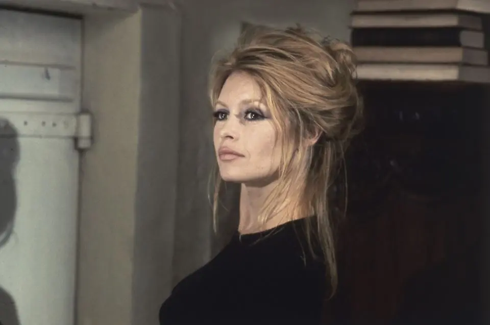 (ВИДЕО) Имаше повеќе од 100 љубовници, повеќепати се обиде да се самоубие – беше секс симбол и филмска икона од 60 тите