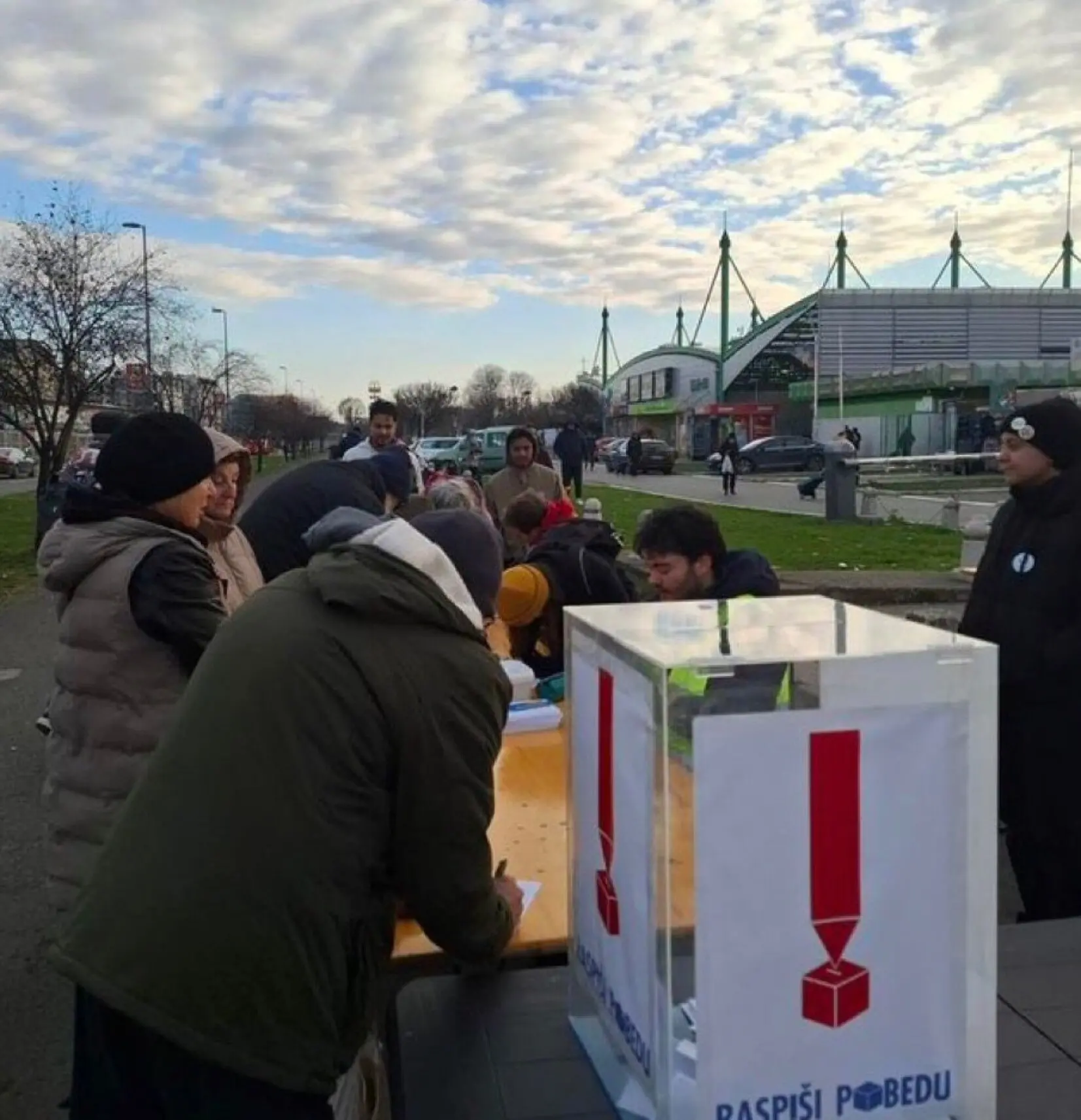 „Распиши победа”, студентите во блокада во Србија бараат избори