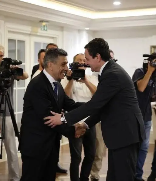 Меџити ја поздрави победата на Курти и Самоопределување