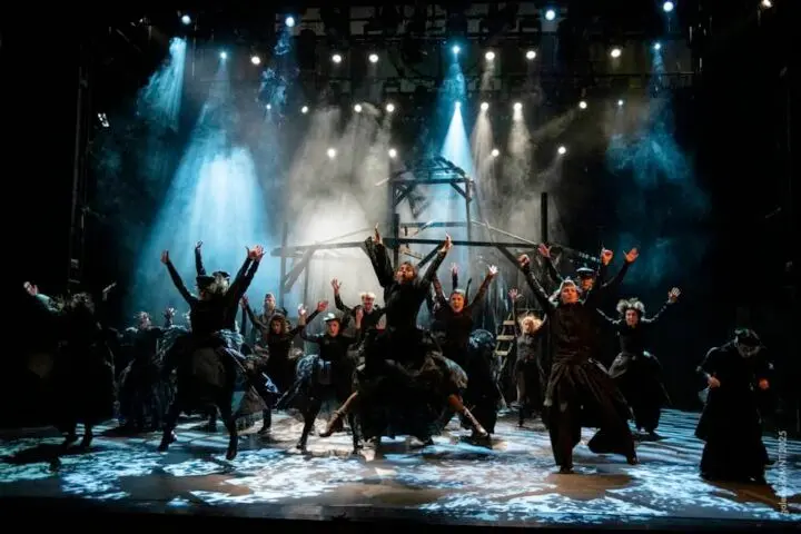 МНТ слави 80 години со сценски спектакл: „Сонцето, колку е блиску сонцето – Made in МNT“ вечерва премиерно