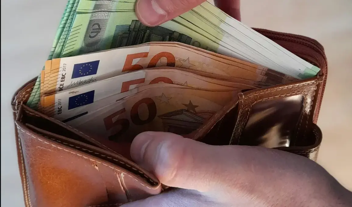 Финансиски пресврт до крајот на декември: За овие три знаци доаѓаат големи пари