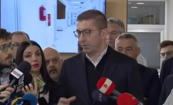 МИЦКОСКИ: Стапката на сиромаштија од 23% во 2020 г. лани е намалена на 21,9%, а првпат по 30 години Џини индексот во Македонија е под 30%