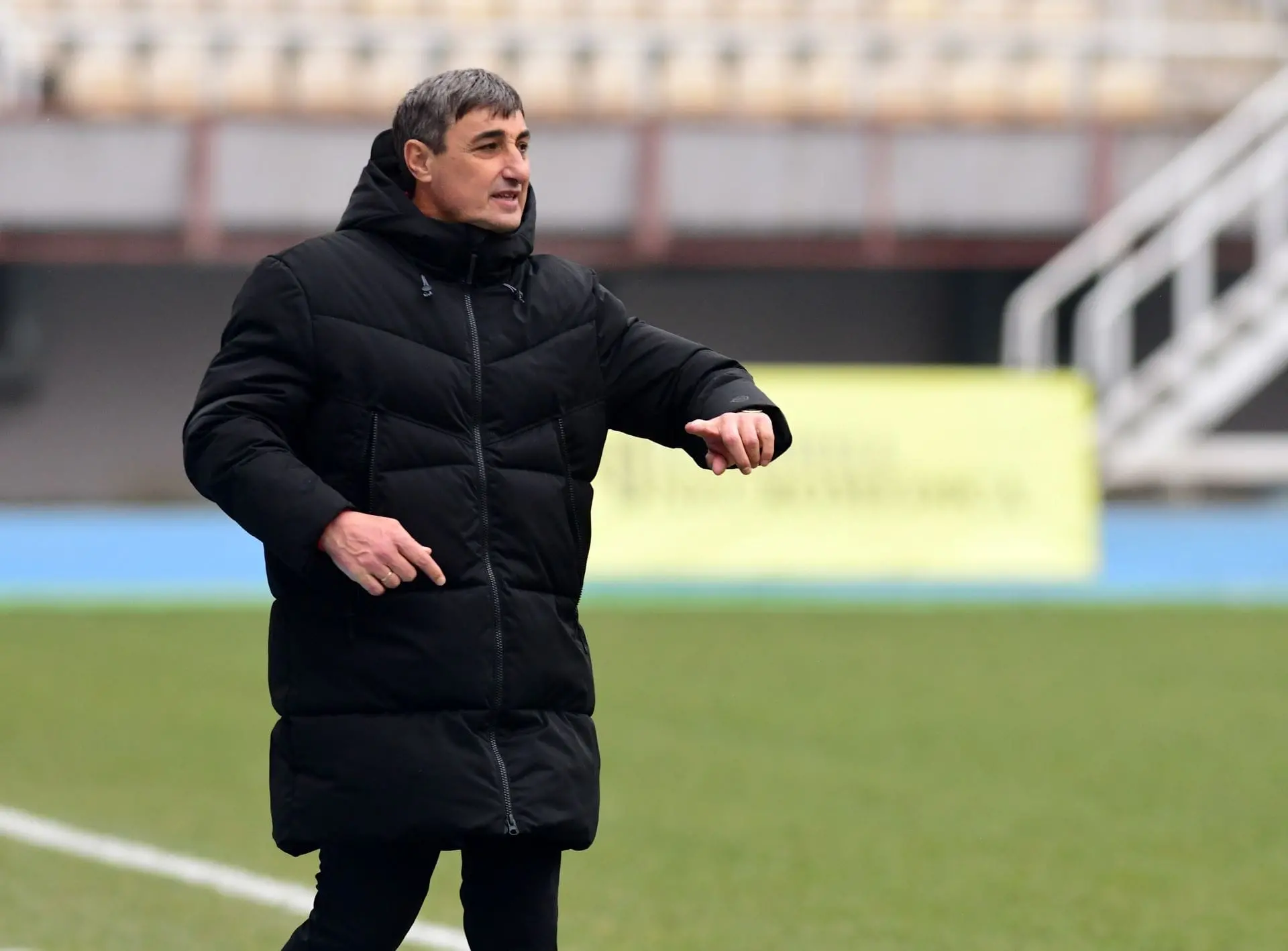 СЕДЛОСКИ ГО ПРЕТСТАВИ СТРУЧНИОТ ШТАБ Легенди и млади кадри во новиот тим на репрезентацијата