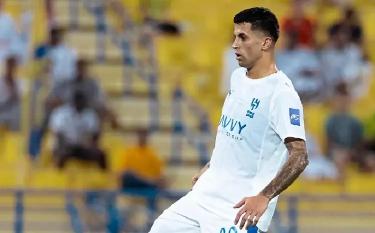 Барселона сака да го ангажира Кансело