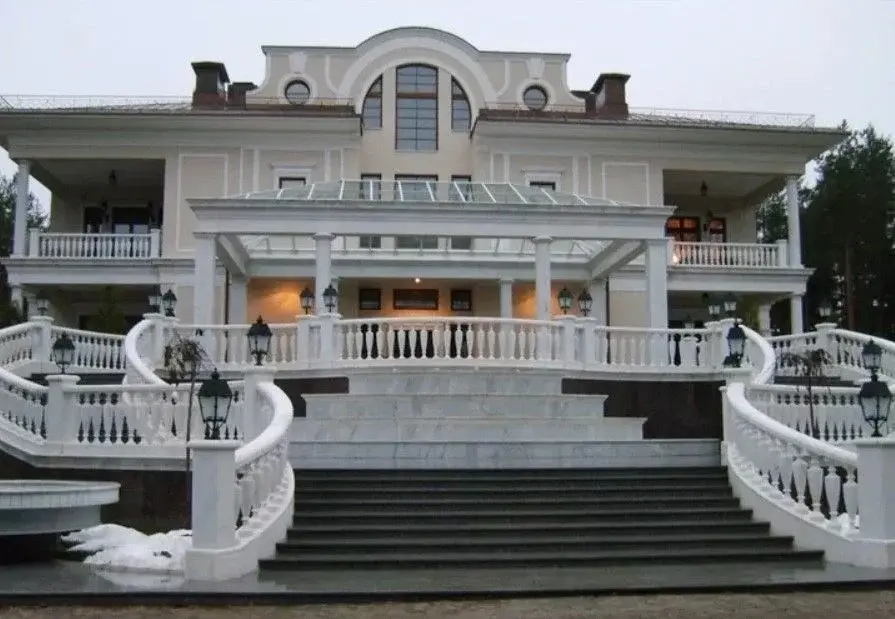 Видео: Ова е резиденцијата на Путин која наводно била цел на напад на украински дронови