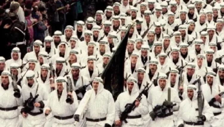 МУСЛИМАНСКАTA БРИГАДА ИЗМАЧУВАЛА ДО СМРТ СРБИ И ХРВАТИ Подигнато обвинение против четворица Босанци за воени злосторства