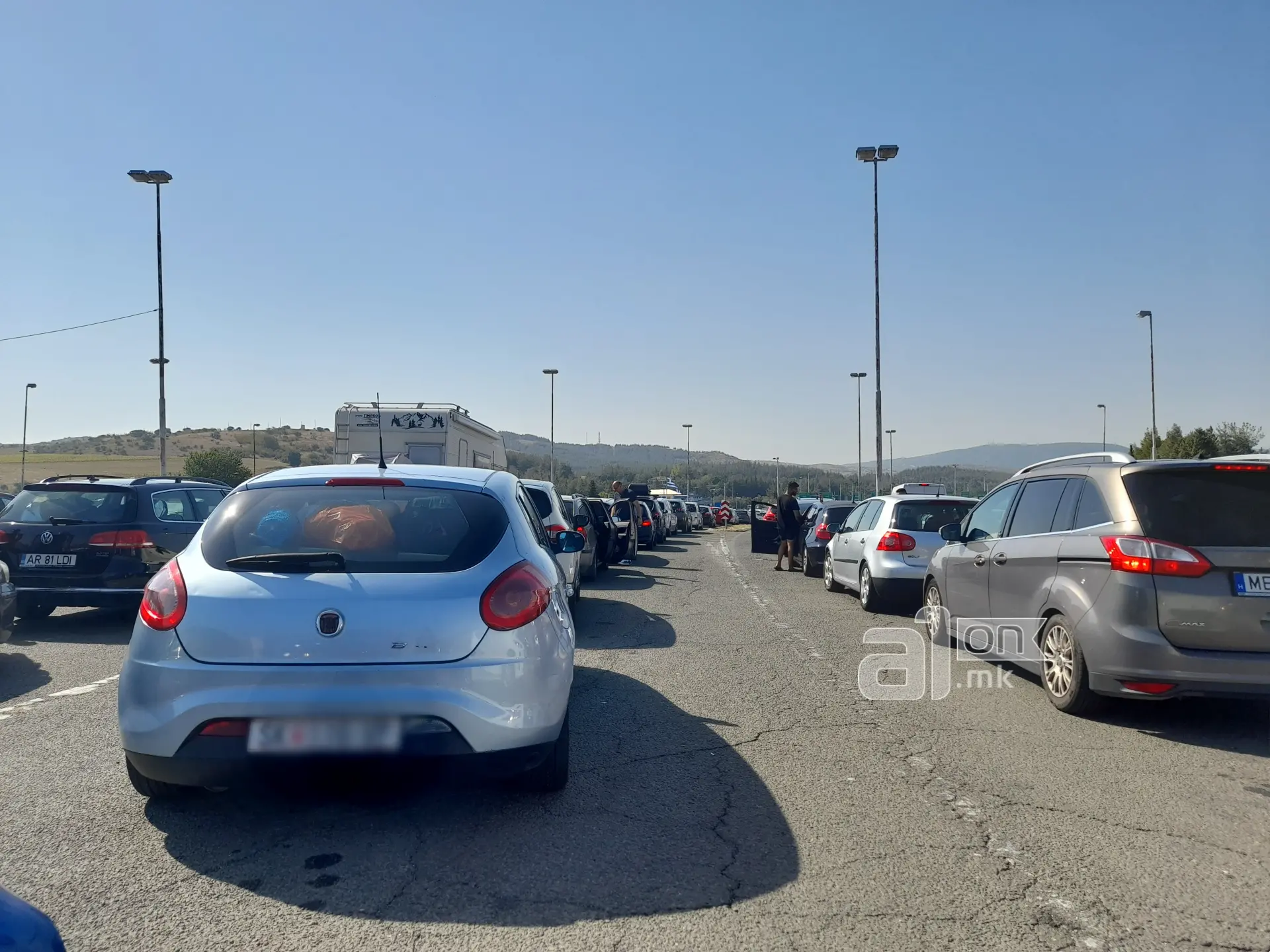 Земјоделците во цела Грција од денеска до петок нема да ги блокираат автопатиштата и граничните премини